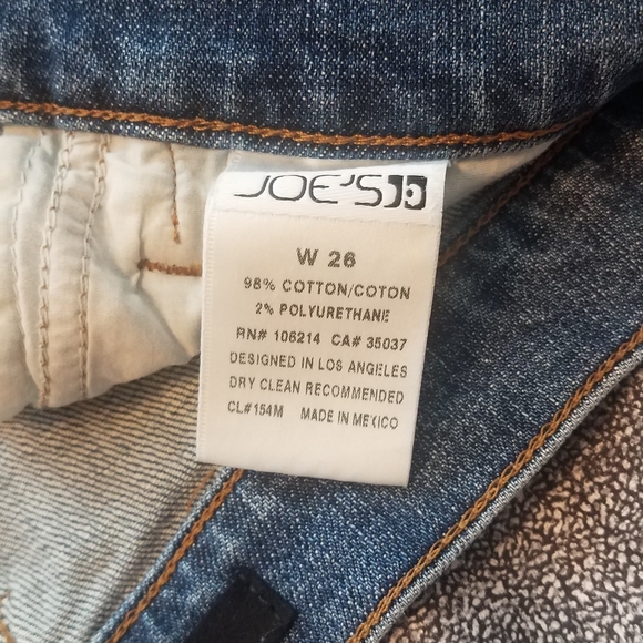 Joe's Jeans High Rise Side Roll Short in Tory - Picture 8 of 10